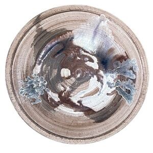 Tadd Artistan made decorative plate Abstract Design white, taupe, blue signed